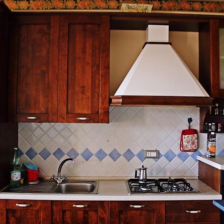 Appartamento Vacanze Magnolia E Glicine Tuoro sul Trasimeno Kültér fotó